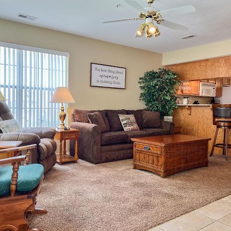 Lake Front 2Br Walk-In With Large Deck - Free Tickets Included - 79-1 Брэнсон Экстерьер фото