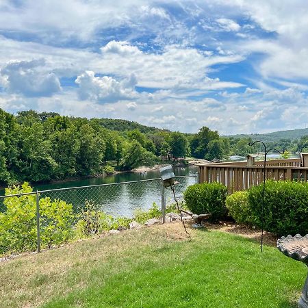 Lake Front 2Br Walk-In With Large Deck - Free Tickets Included - 79-1 Брэнсон Экстерьер фото